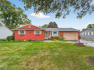 388 Wildwood Dr, Rochester, NY 14616