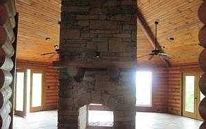 Entry/Living Room