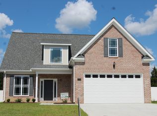 924 Dearborn Ct, Winterville, NC 28590