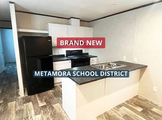 103 Hollyhock Ln #64R2, Metamora, IL 61548