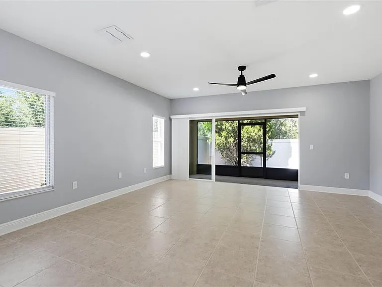 20402 Needletree Dr — Photo 7