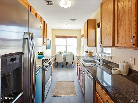 5th image of 62-14B Ocean Ave S