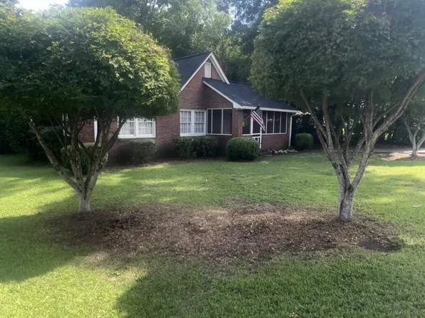 1207 4th Ave N, Clanton, AL 35045