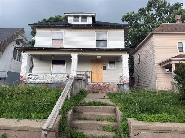 1317 Mitchell Ave, Saint Joseph, MO 64503