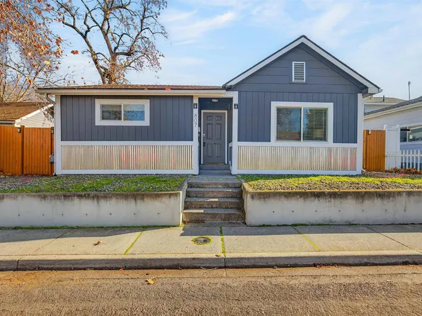 807 3rd St, Clarkston, WA 99403