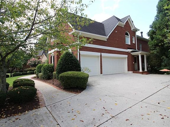 2nd image of 615 Falls Lake Dr