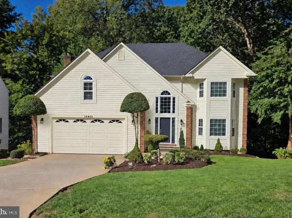 15422 Silvan Glen Dr, Dumfries, VA 22025
