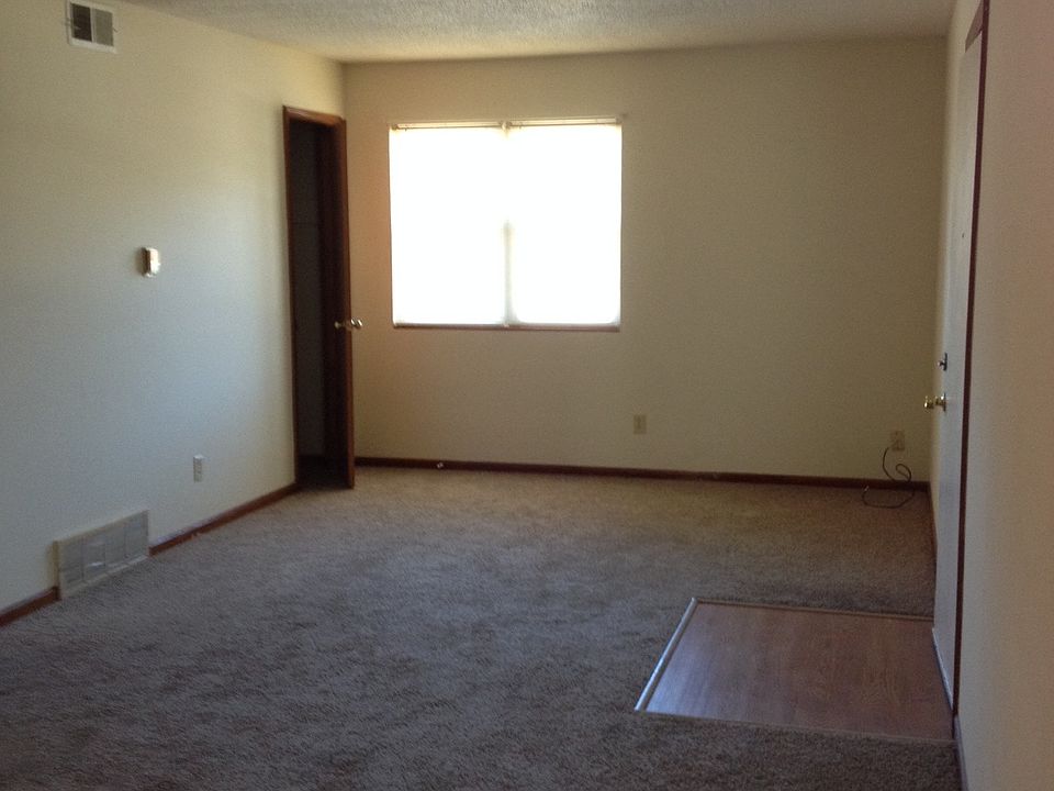 2nd image of 3308 Jamesdale Rd APT 1