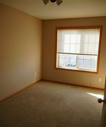 3rd image of 21223 Morgan Dr N