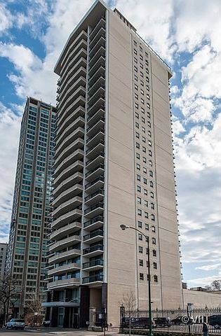 1st image of 3470 N Lake Shore Dr APT 11C