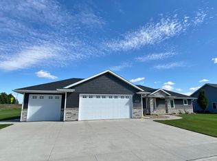 1202 16th Ave SE, Le Mars, IA 51031