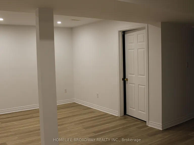 1240 Bantham St — Photo 22