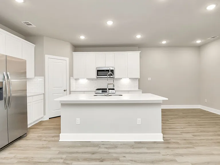 21035 Bay Village Dr #A — Photo 10