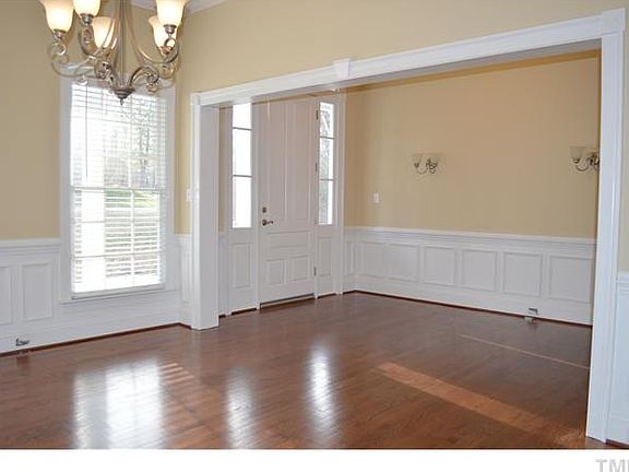 Dining looking into foyer
