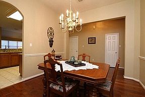 4th image of 11019 Creekline Green Ct