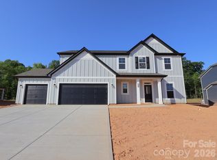 221 Amber Glen Dr, Locust, NC 28097