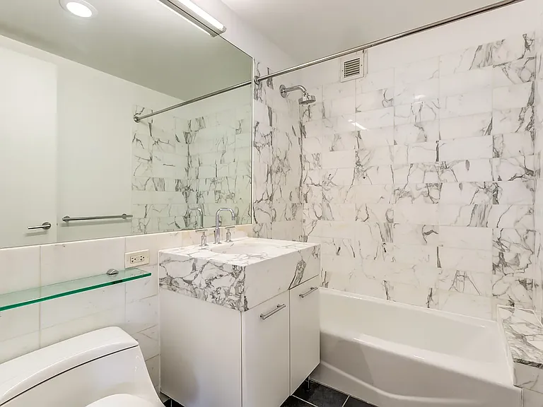 9 W 31st St #3A — Photo 11
