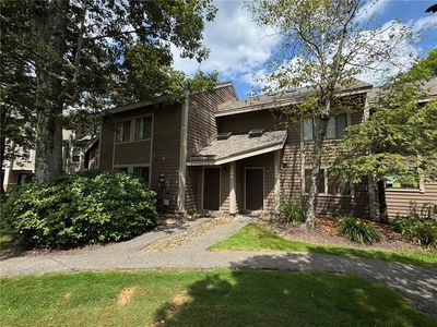1206 Forbes Ln, Hidden Valley, PA, 15502