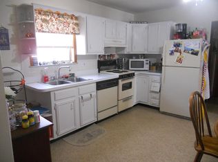 62 Willow St, Waltham, MA 02453