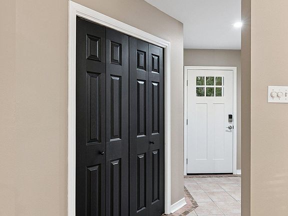 5th image of 6682 Ahekolo Cir