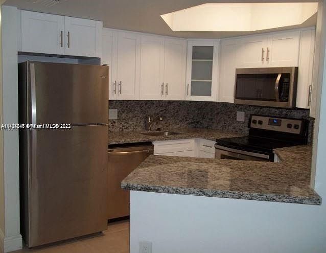 1st image of 8343 Lake Dr APT 106