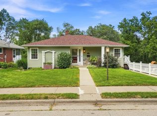 2355 Coates St, Dubuque, IA 52003