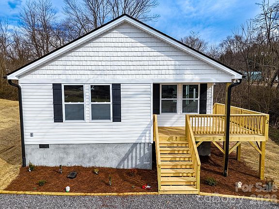 3rd image of 12 Harkins Ave