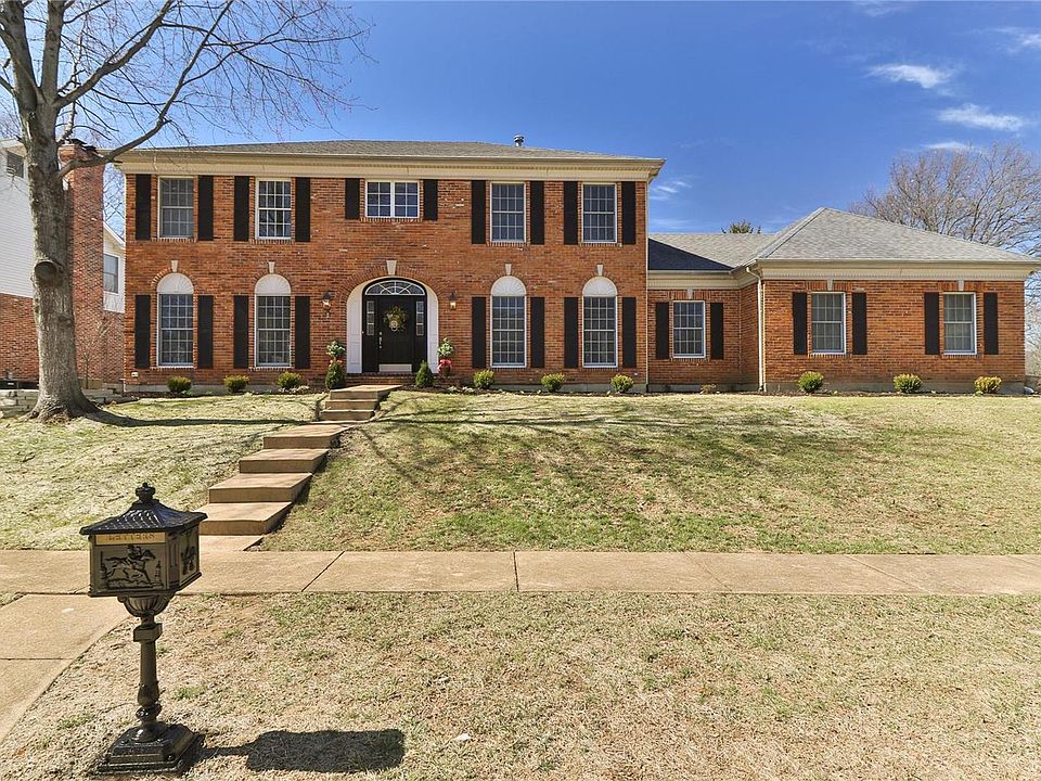 1st image of 1427 Warson Oaks Ct
