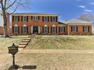 1427 Warson Oaks Ct, Saint Louis, MO