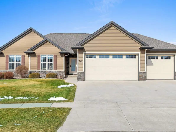 549 Pebblestone Cir, Hobart, WI 54155