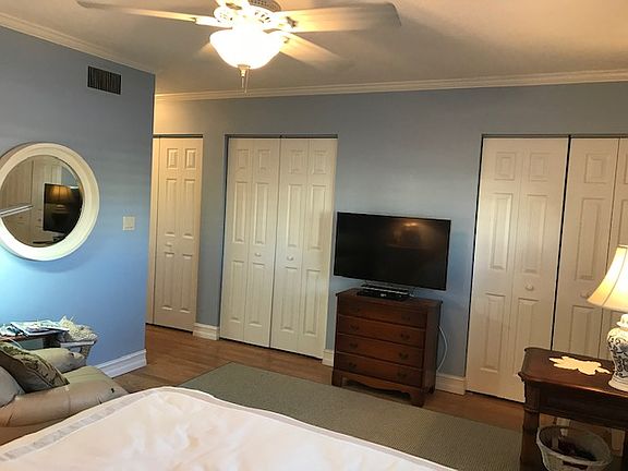 2nd image of 315 SE 11th Ter APT 106