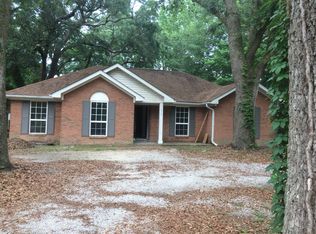 13112 Horseshoe Dr, Ocean Springs, MS 39564