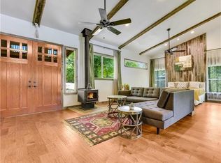 2199 Westwood Rd, Lockhart, TX 78644