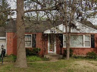 1948 Driftway Dr, Saint Louis, MO 63114