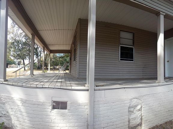 2nd image of 100 W Sugarloaf St APT 2