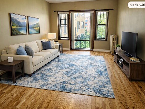 3rd image of 7031.5 N Sheridan Rd #2N