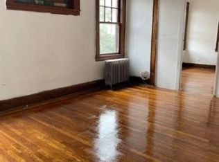 96 Brookwood St, East Orange, NJ 07018