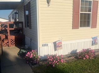 4860 Snowdrift Ln, Zanesville, OH 43701