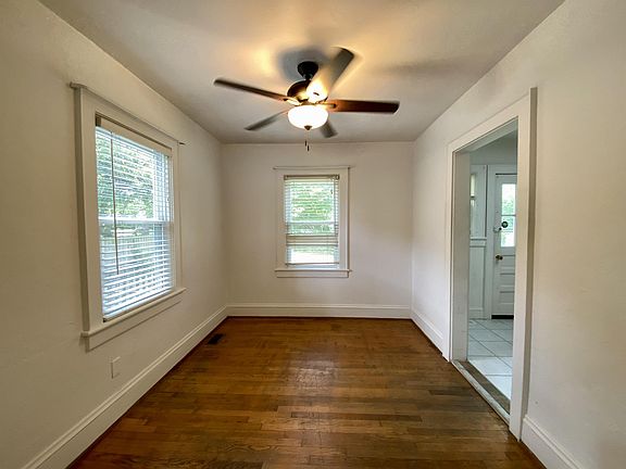 3rd image of 1376 E Norcova Dr