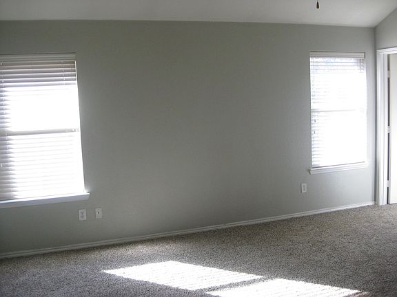 4th image of 11832 Cottontail Dr
