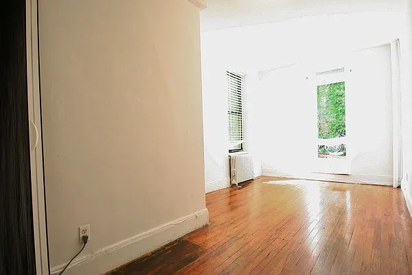 Rented by Green Home NY Realty LLC | media 7