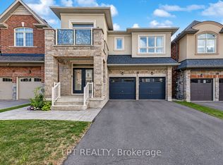 33 Mondial Cres, East Gwillimbury, ON L9N 0S1