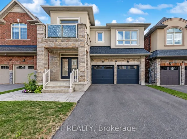 33 Mondial Cres, East Gwillimbury, ON L9N 0S1