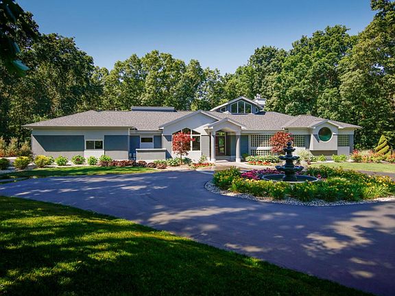 7195 Hidden Cove Pl-102