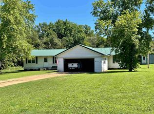 1875 Red Ln, Calico Rock, AR 72519