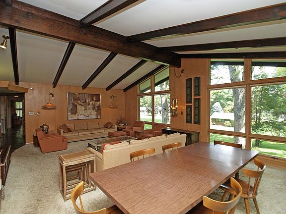 3rd image of 3075 Stoney Bridge Ln