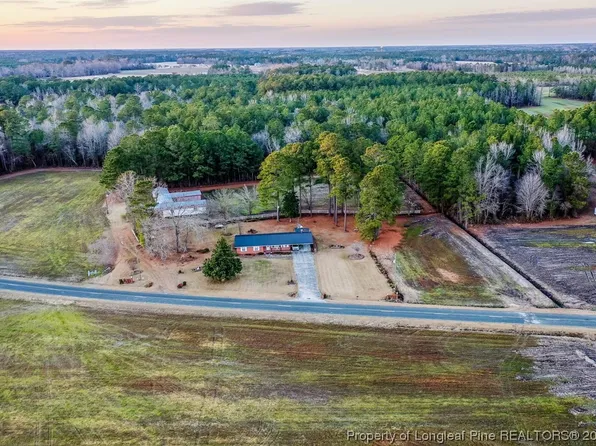1282 Collins Dr, Lumberton, NC 28358