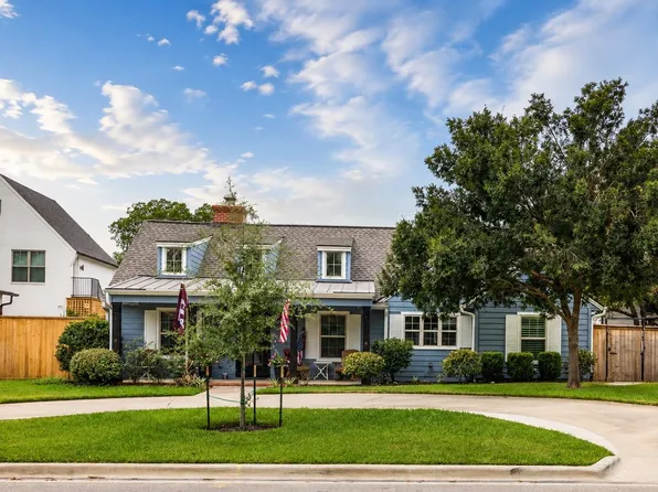 208 Pershing Ave, College Station, TX 77840