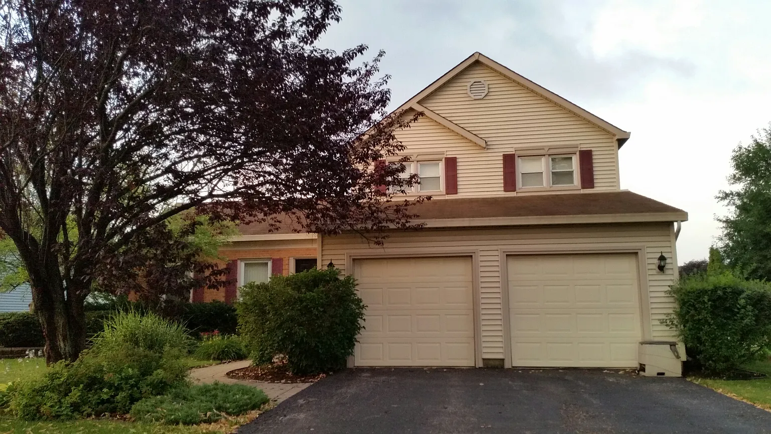 2134 Stirrup Ln photo 1