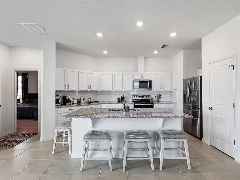 12811 Achasta Blvd — Photo 10